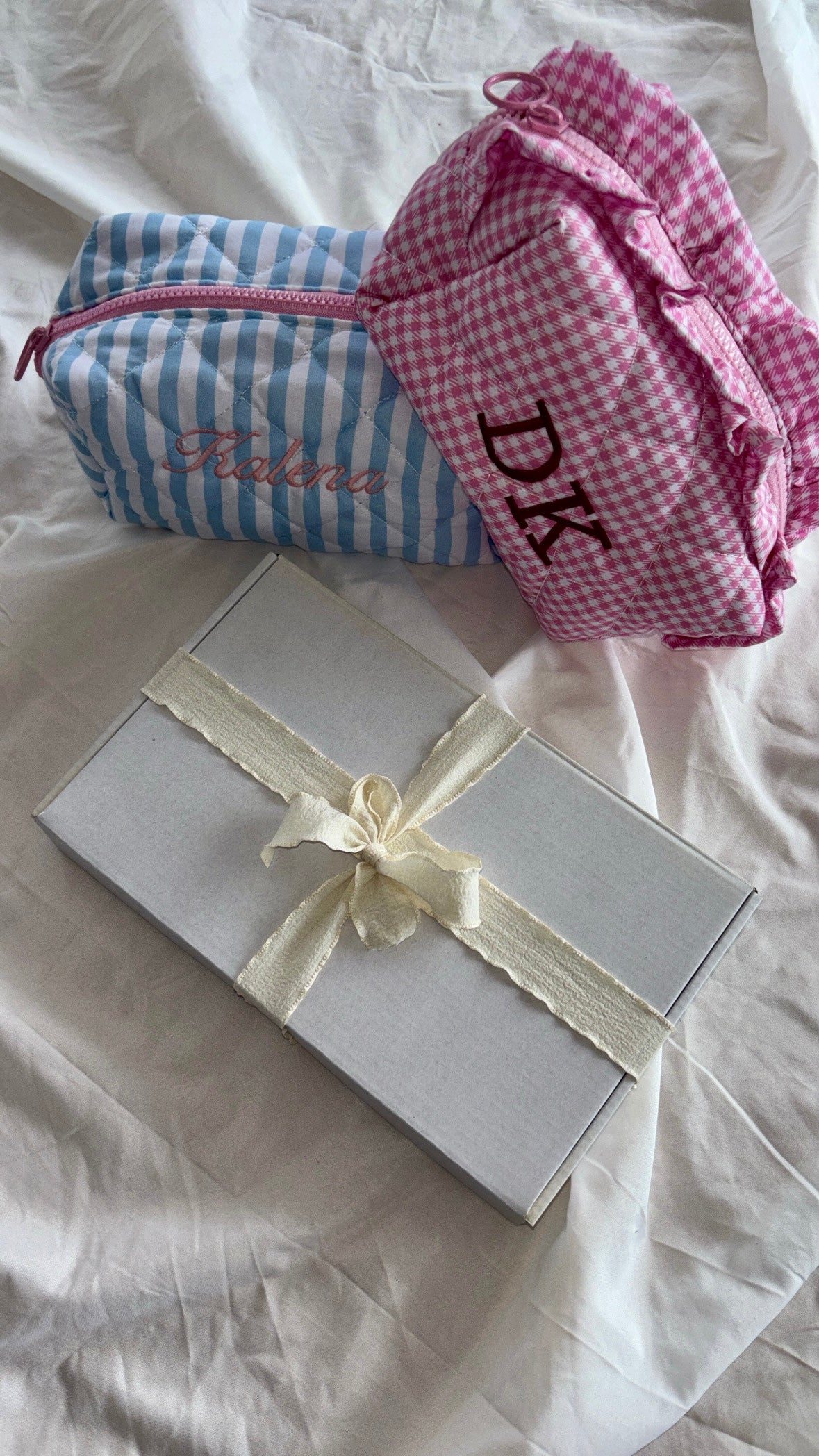 Trousse Vichy personnalisée — broderie prénom