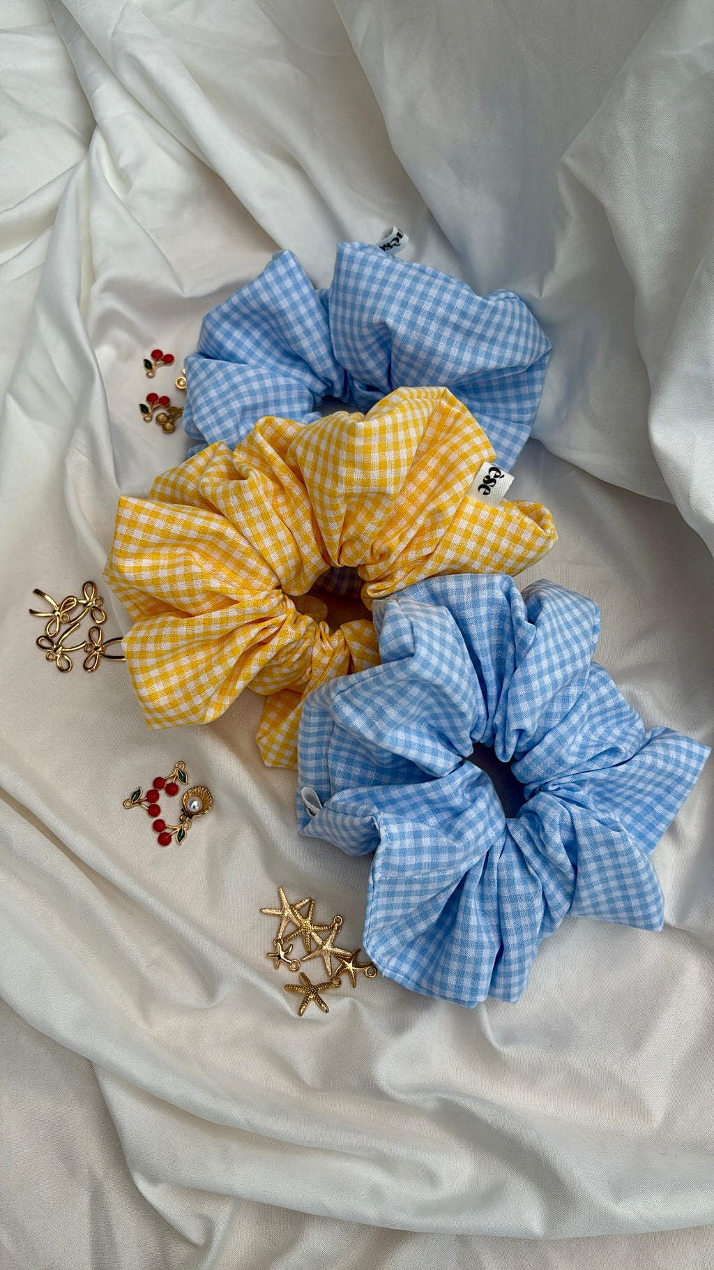 Chouchou élastique jaune — accessoire cheveux femme