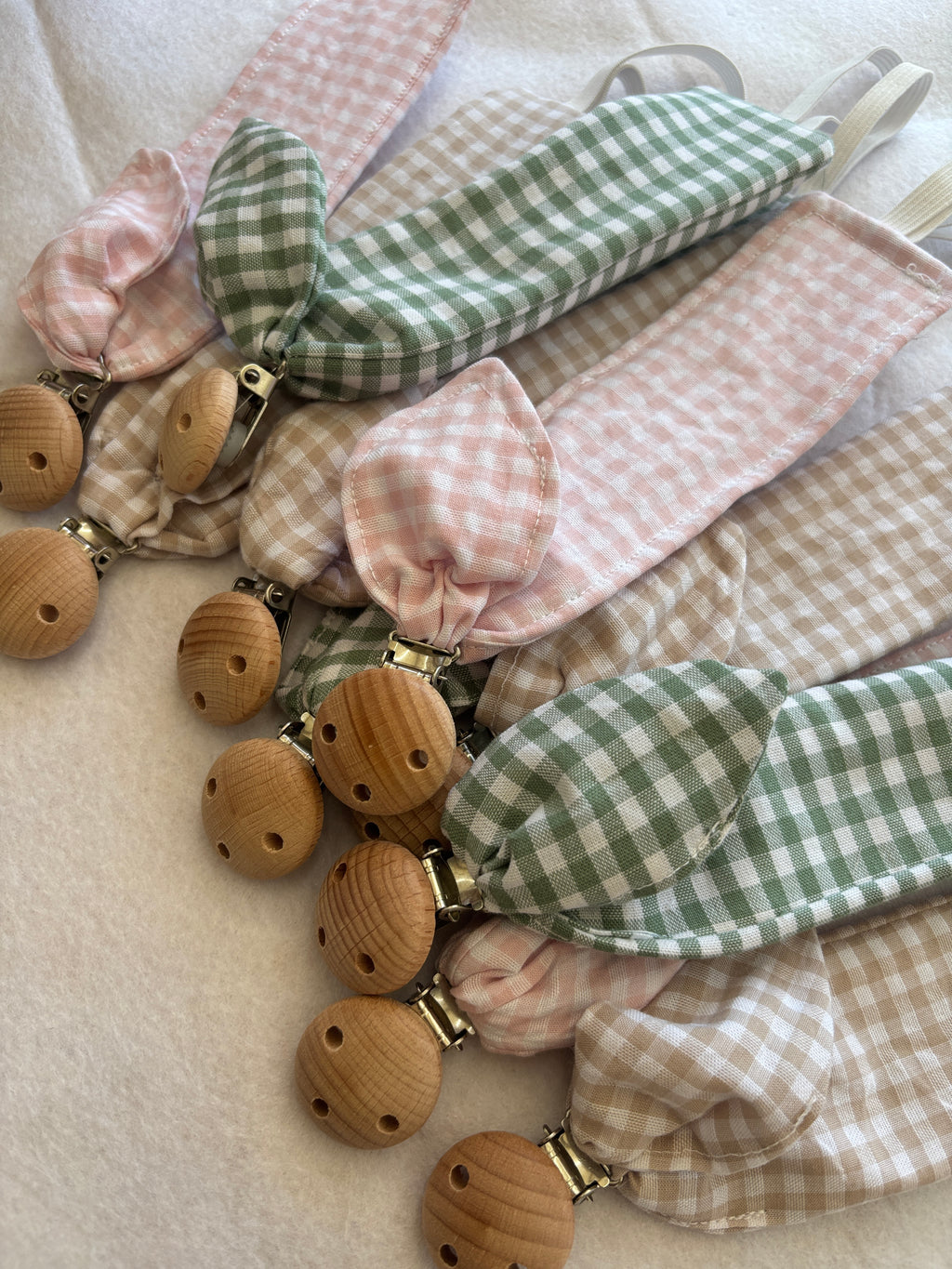 Attache tétine personnalisée vichy — accessoire bébé fait main